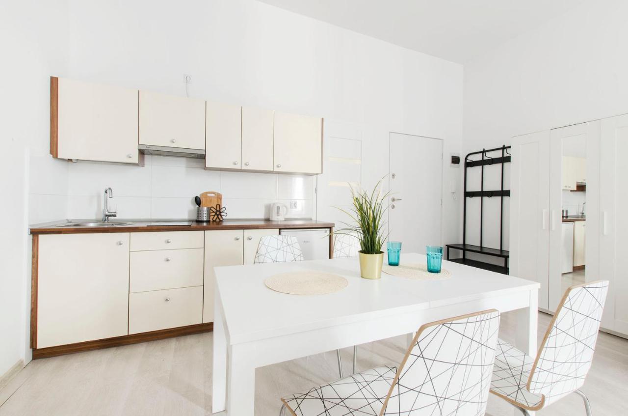 Cozy Apartments On Sierpnia Street ウッチ エクステリア 写真