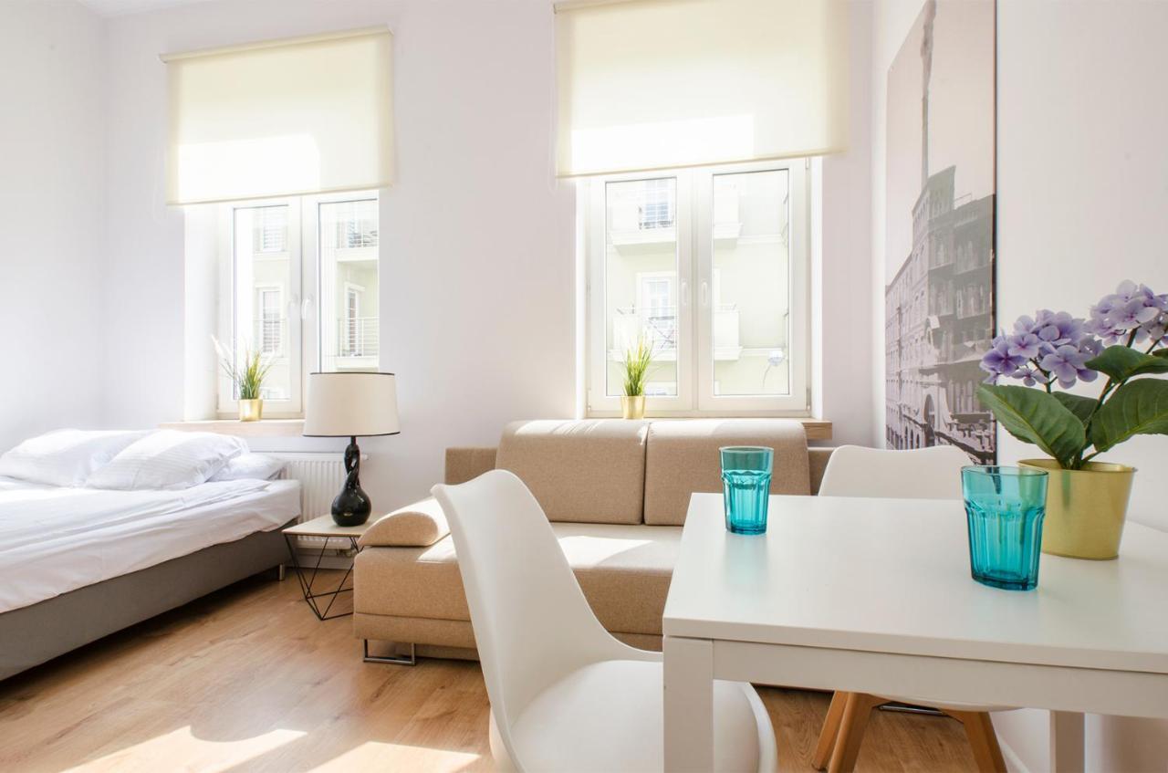 Cozy Apartments On Sierpnia Street ウッチ エクステリア 写真