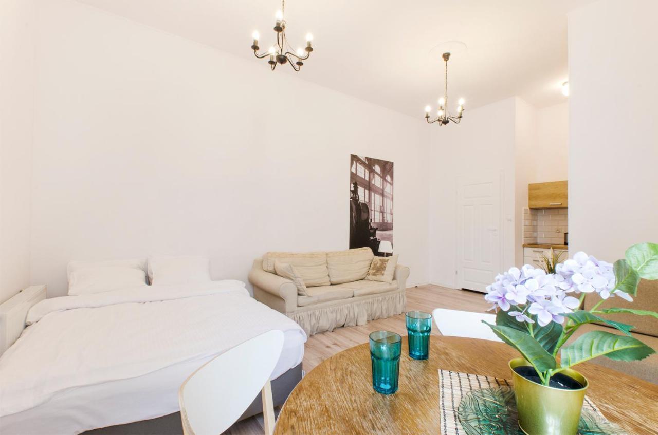 Cozy Apartments On Sierpnia Street ウッチ エクステリア 写真